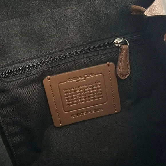 Coach - Derby Leather Backpack Tote Purse - Picture 9 of 9